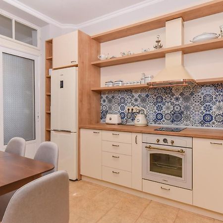 Spacious Vintage 2Br, 2Bath Apartment By Flat Mаnager Sofia Ngoại thất bức ảnh
