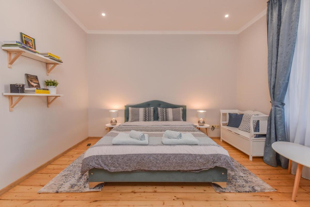Spacious Vintage 2Br, 2Bath Apartment By Flat Mаnager Sofia Ngoại thất bức ảnh